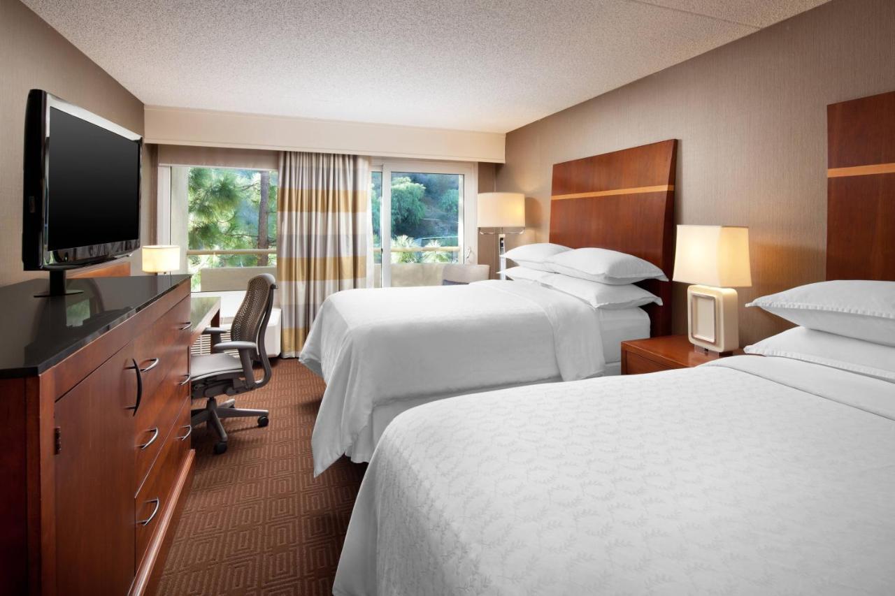 Sheraton Agoura Hills Hotel Екстер'єр фото