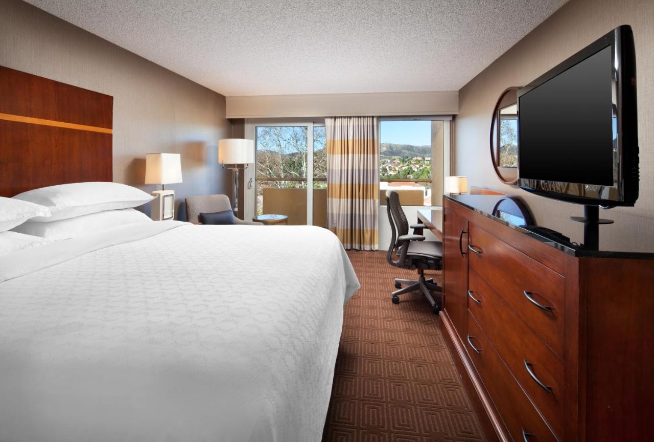 Sheraton Agoura Hills Hotel Екстер'єр фото