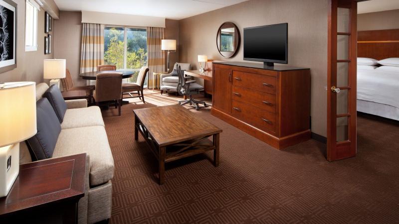 Sheraton Agoura Hills Hotel Екстер'єр фото